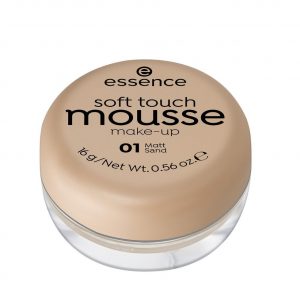 essence soft touch mousse make-up 01