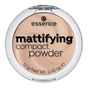 essence mattifying compact powder 04